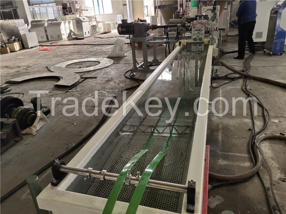 PET PP strap band belt making extruder production line PET PP strap band belt making extruder production line can produce different width and thickness PET strap according to client&#039;s requirement. 100% recycled material can be extruded by our PET str