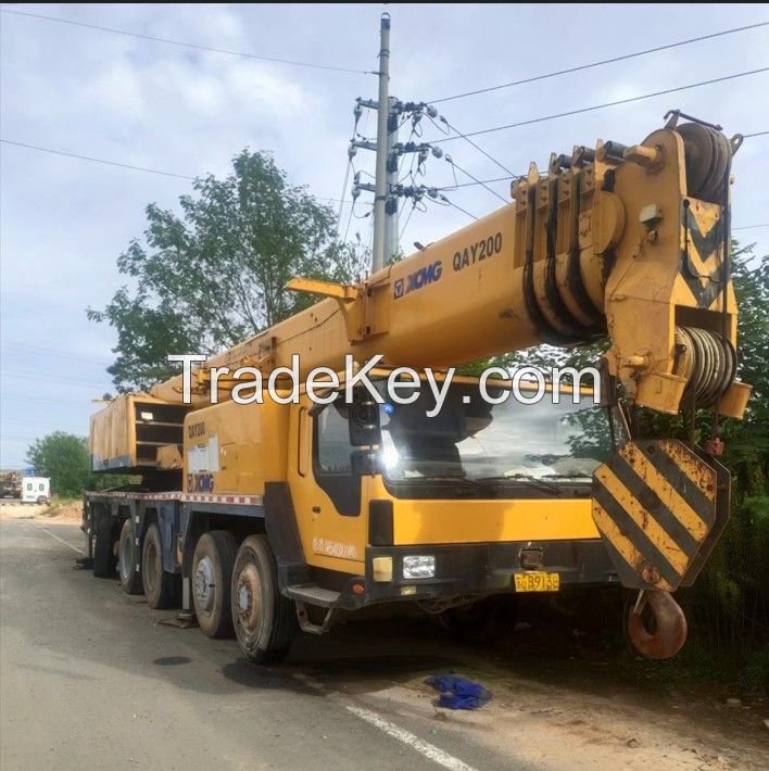 cheap 100Ton xcmg used mobile crane , QY100K used crane with cheap price 