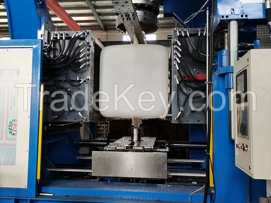 IBC Tank Tote Plastic Container Blow Molding Machine