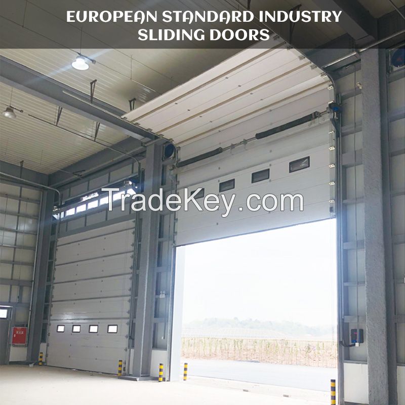 Industrial lifting door