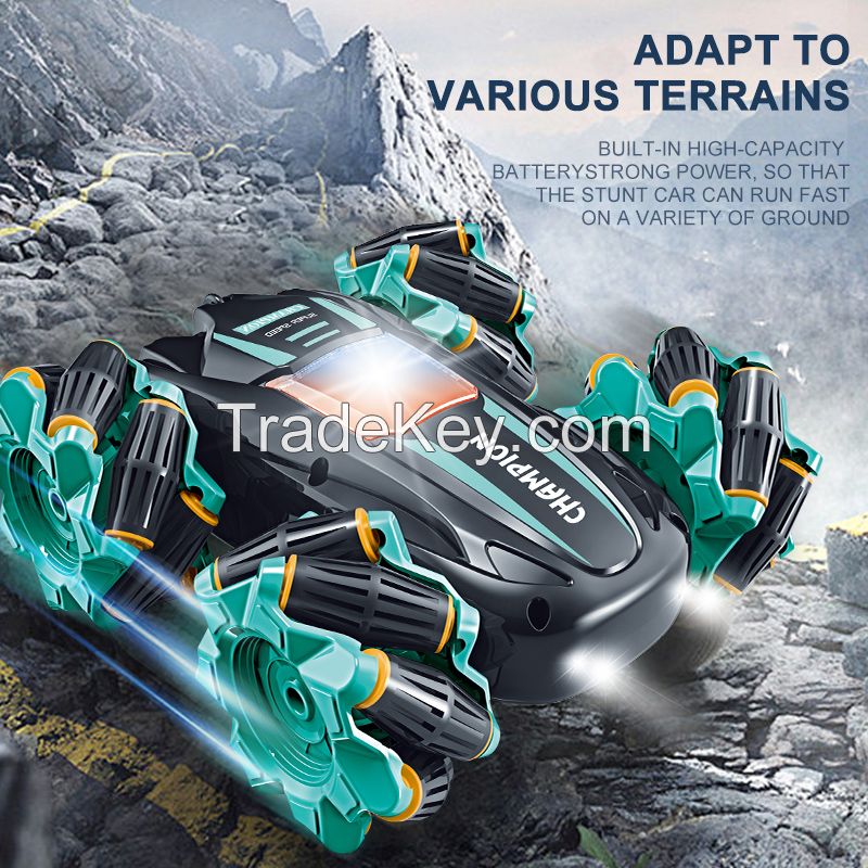 Amphibious vehicle (dual remote control)