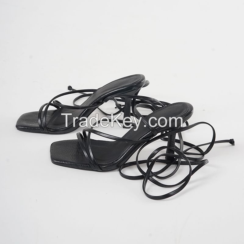 Sandal lady 2022 new fashion Black straps  (Reference Price)