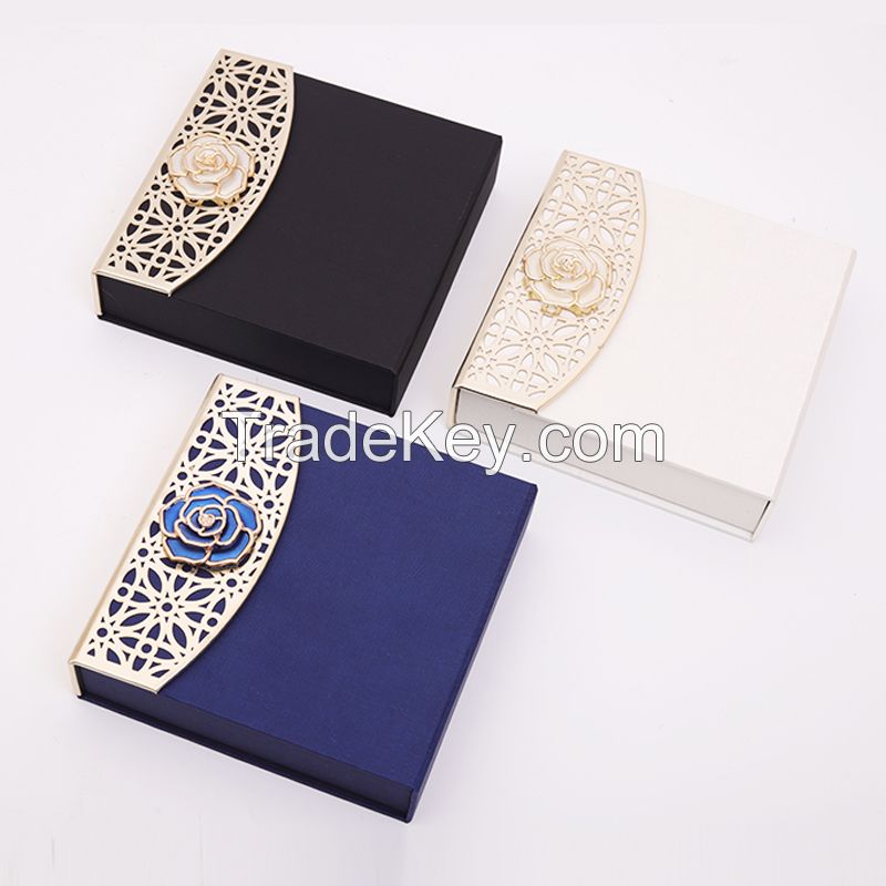 European and American Middle Eastern style festivals, weddings and other festivals and food packaging gift boxes, fashionable and atmospheric, can be used to package chocolate, candy, perfume, etc.