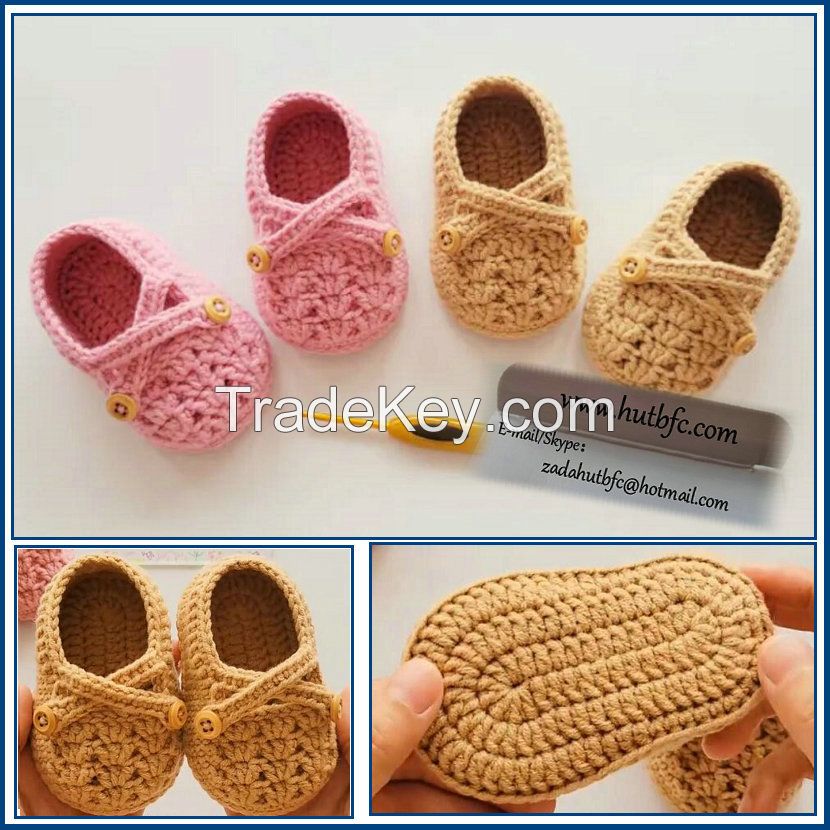 100% Handmade Comfortable Woolen Yarn Crochet Baby Shoes