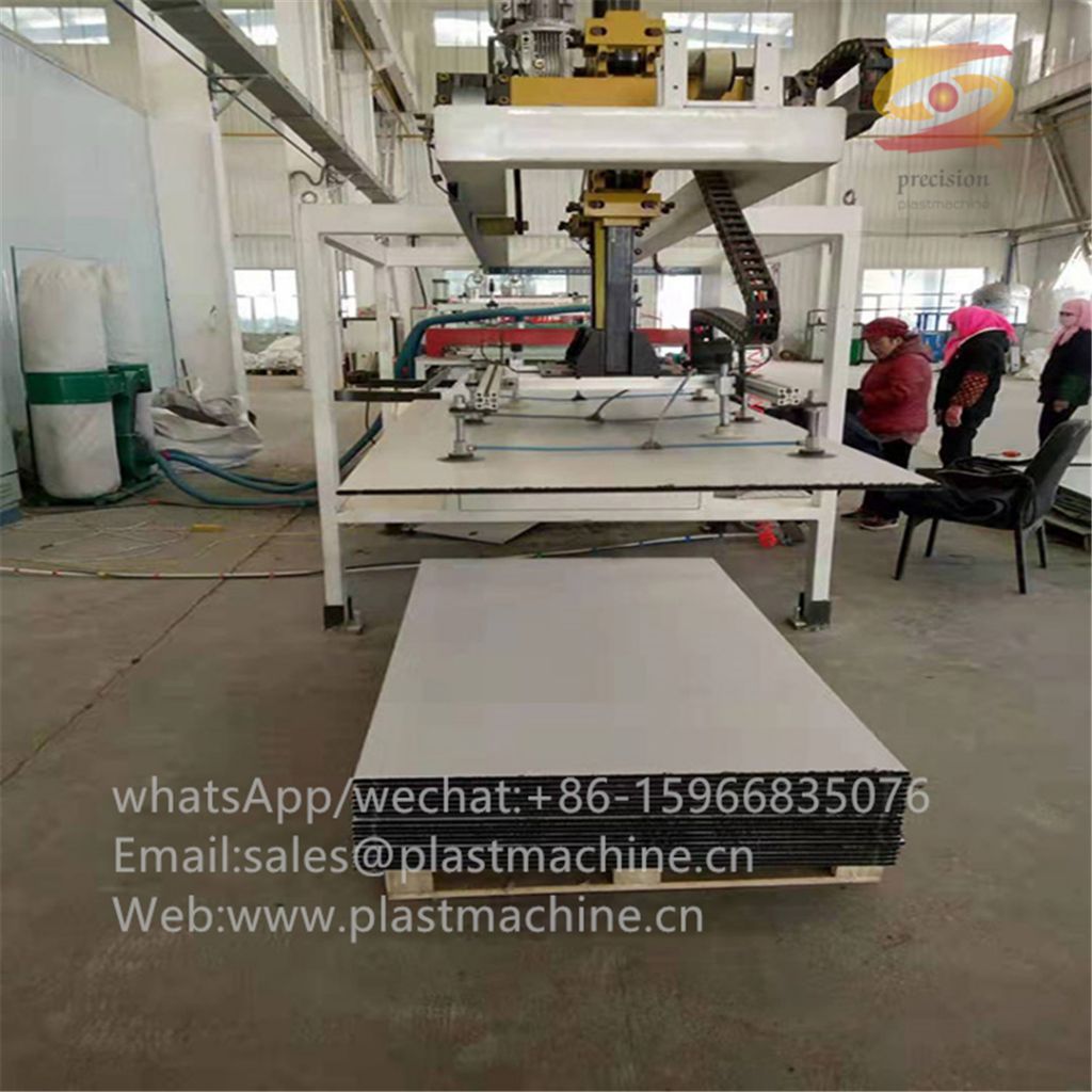 PP HOLLOW BUILDING BOARD MACHINE