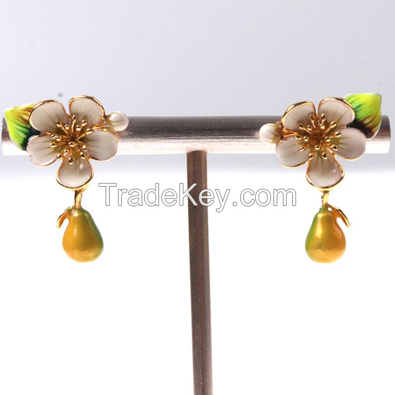 Wholesale Price Modern Simplicity Animal Flower 16k Real Gold Plated Stud Earrings Women