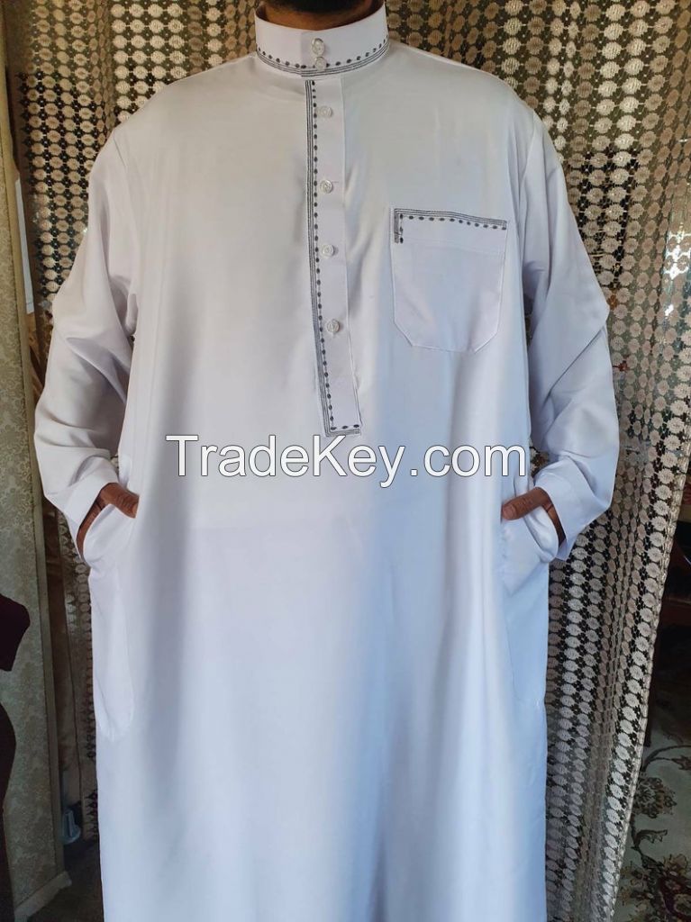 White Qatari Style Thobe With Embroidery