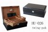 Walnut Lacquer Wooden Humidor Display Box