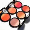 Blush can show healthy and ruddy complexion