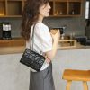 Trendy Small Fragrance Womens Bag Niche Simple One-Shoulder Messenger Bag (Black)