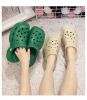 JC2401 Flip-flops. Dress fashionably. At least 6000 pairs