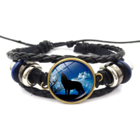 Hand Woven Pu Leather Bangle Wildlife Howling Wolf Retro Bracelet