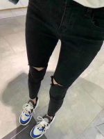Black Hole Jeans