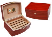 Elegant wooden cigars humidor box 