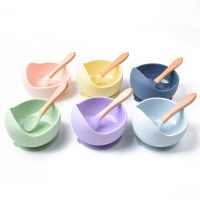 Wholesale Bpa Free Babies Products Non Slip Silicone Suction Bowl With Spoon