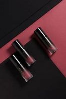 Matte lip glaze