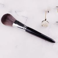 Precision Blush Brush Medium OEM     Runcaitang Blush Brush           