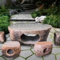 Pebble stone split table